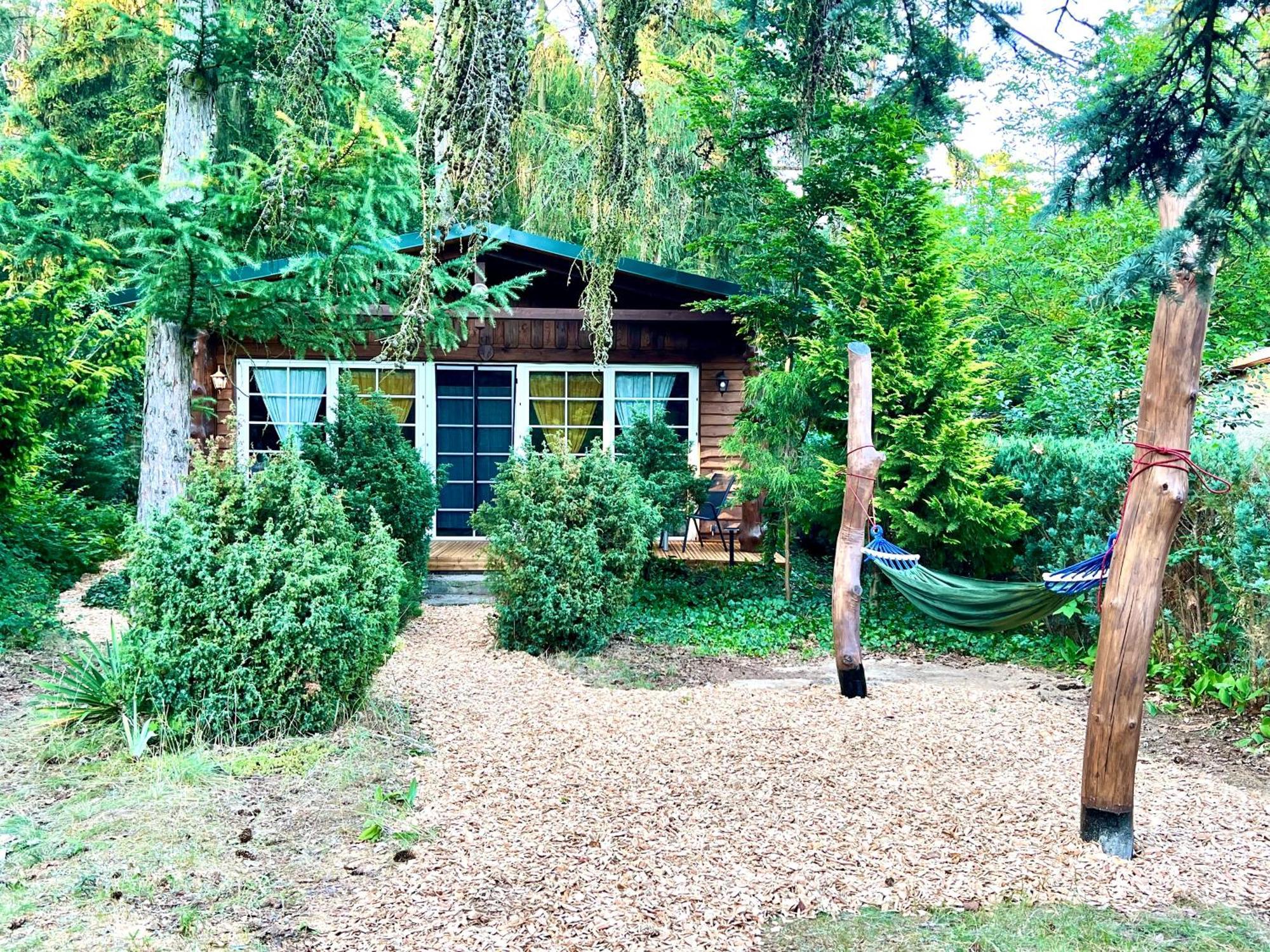 Holzhaus Baerenhoehle Am Wald Und See Neuruppin Extérieur photo